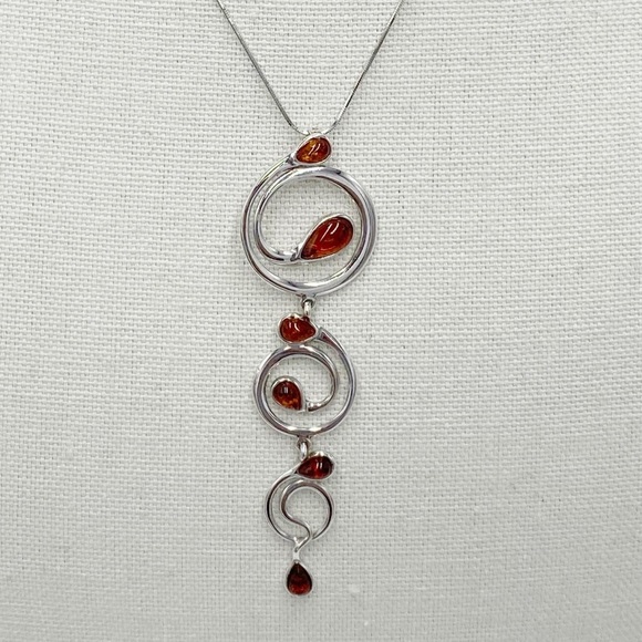 Amber Sterling Silver 925 Pendant Necklace - Picture 2 of 14